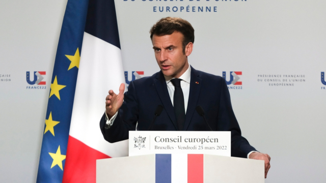 France’s Macron Tells Young People to Reject Nationalism, Embrace European Union