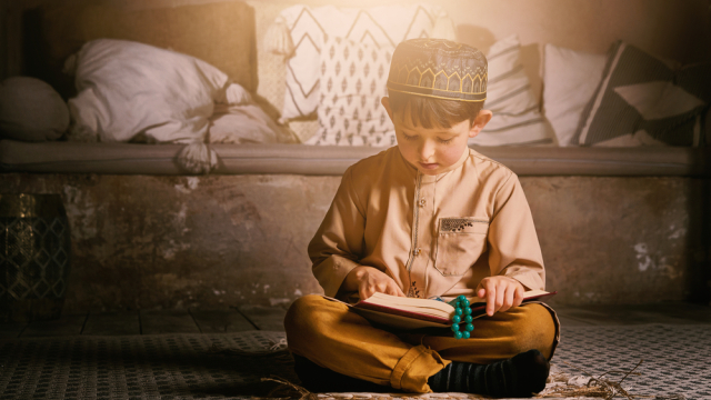 Islam is the fastest growing religion in the world, Pew study says