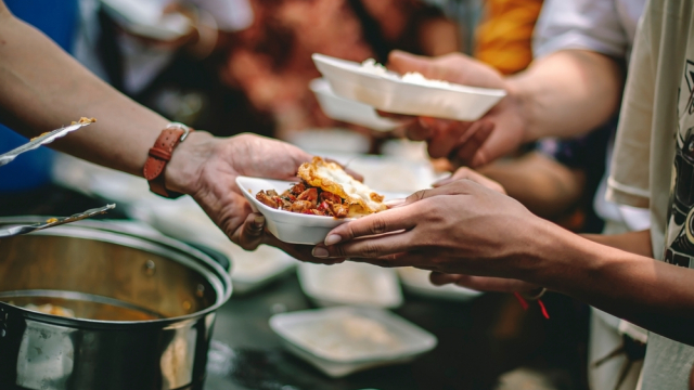 As Shutdown Strains Incomes, Church Ramps Up to Feed the Hungry