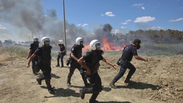 Iran Expands Counterstrikes While U.S. Signals Lengthy War Ahead